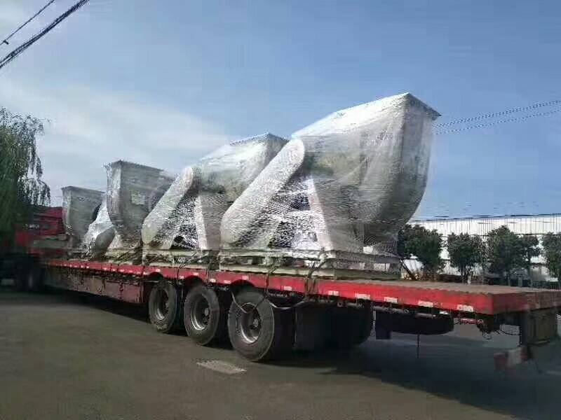 苏州顶裕5台玻璃钢风机发往长春化工行业